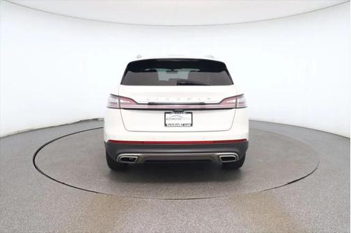 2021 Lincoln Nautilus Standard
