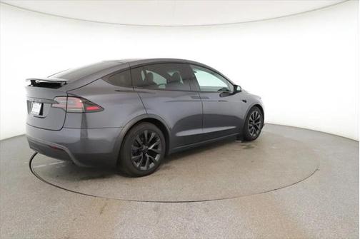 2023 Tesla Model X Standard Range