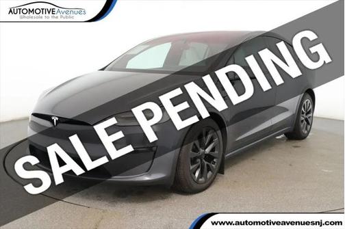 2023 Tesla Model X Standard Range