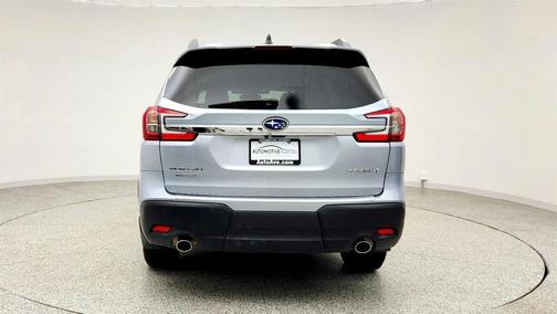 Ice Silver Metallic 2023 Subaru Ascent Premium 8-Passenger