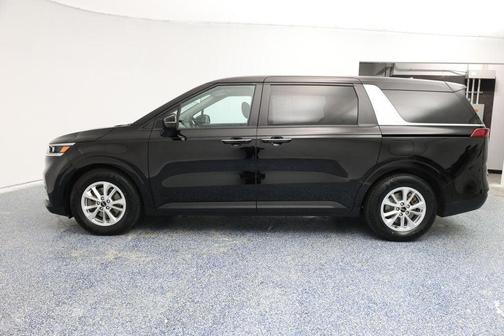 2022 Kia Carnival LXS
