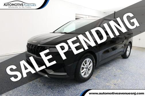 2022 Kia Carnival LXS