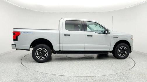 2023 Ford F-150 Lightning XLT