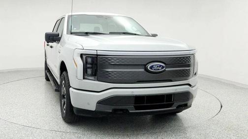 2023 Ford F-150 Lightning XLT