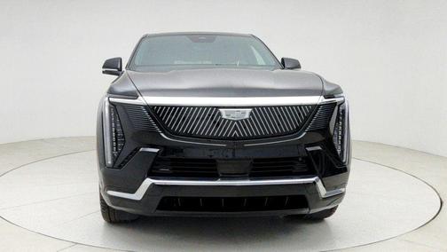 2025 Cadillac Escalade IQ Luxury 2