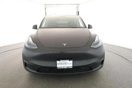 2023 Tesla Model Y Long Range AWD