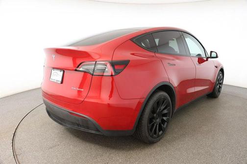 2022 Tesla Model Y Long Range Dual Motor All-Wheel Drive