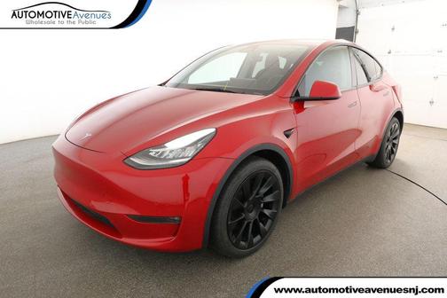 2022 Tesla Model Y Long Range Dual Motor All-Wheel Drive