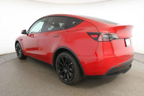 2022 Tesla Model Y Long Range Dual Motor All-Wheel Drive