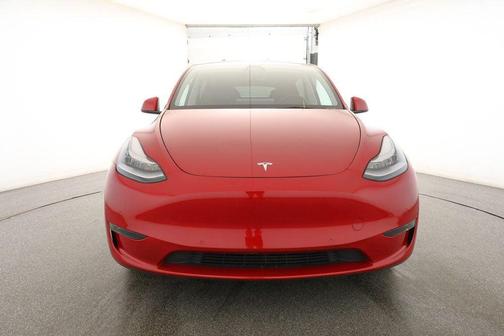 2022 Tesla Model Y Long Range Dual Motor All-Wheel Drive