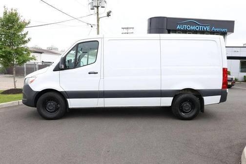 2024 Mercedes-Benz Sprinter 2500 Standard Roof