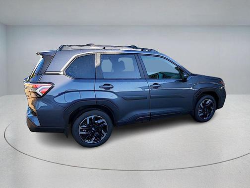 2025 Subaru Forester Hybrid Premium