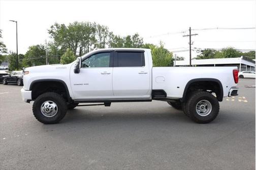 2022 Chevrolet Silverado 3500 High Country