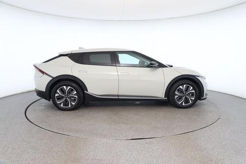 2024 Kia EV6 Light Long Range