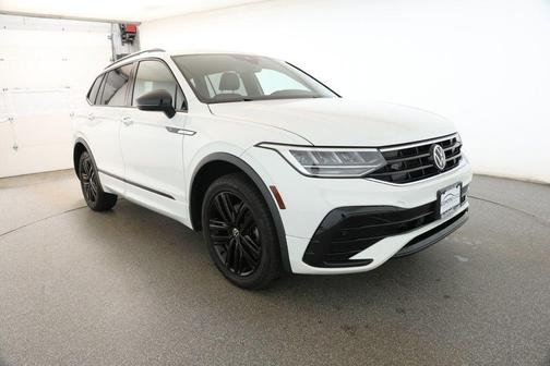 2022 Volkswagen Tiguan 2.0T SE R-Line Black 4MOTION