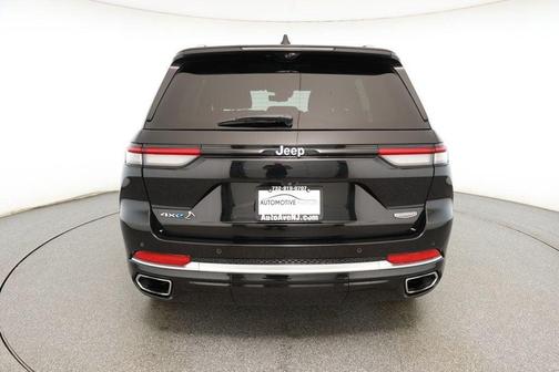 2022 Jeep Grand Cherokee 4xe Summit Reserve