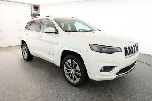 2019 Jeep Cherokee Overland