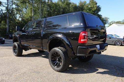 2023 RAM 2500 Big Horn Crew Cab 4x4 6'4' Box