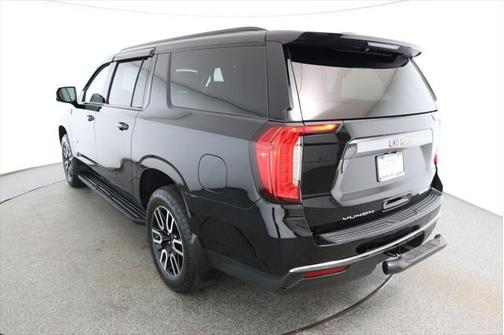 2023 GMC Yukon XL 4WD AT4