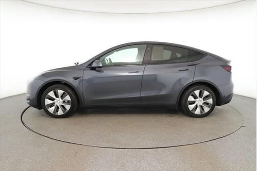 2021 Tesla Model Y Standard Range Rear-Wheel Drive