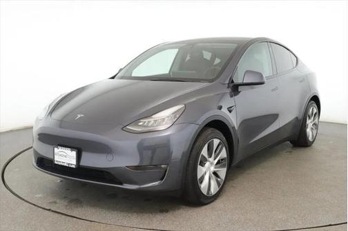 2021 Tesla Model Y Standard Range Rear-Wheel Drive