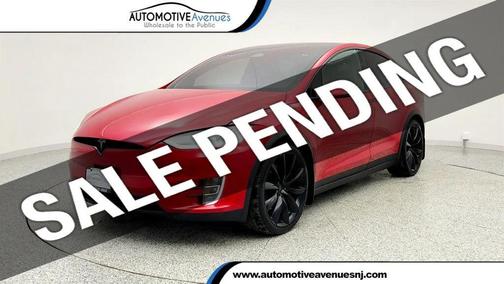 2019 Tesla Model X 100D AWD W/ 22'' Onyx Black Wheels & 7-Passenger Seating S