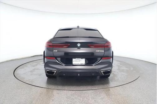 2022 BMW X6 M50i