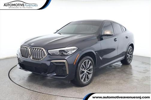 2022 BMW X6 M50i