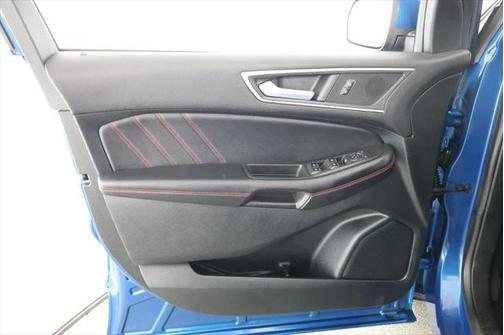 2022 Ford Edge ST Line