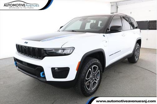 2023 Jeep Grand Cherokee 4xe Trailhawk