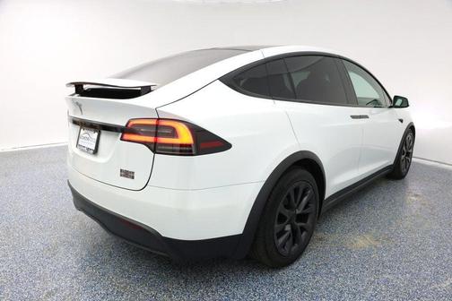 2022 Tesla Model X Plaid Tri Motor All-Wheel Drive