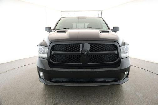 2018 RAM 1500 Night Crew Cab 4x4 5'7' Box