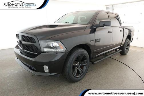 2018 RAM 1500 Night Crew Cab 4x4 5'7' Box