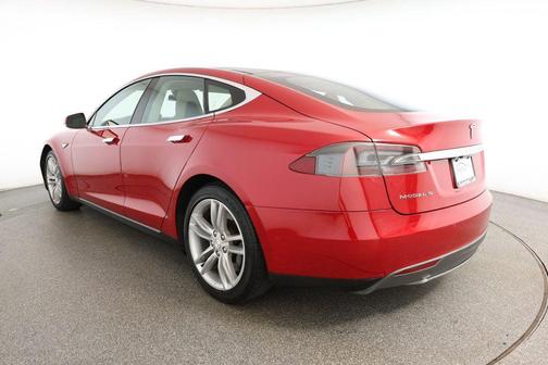 2014 Tesla Model S 85