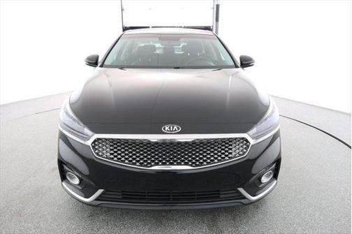 2017 Kia Cadenza Premium