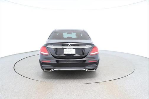 2017 Mercedes-Benz E-Class 4MATIC
