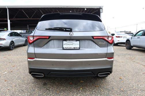 2023 Acura MDX Technology Package