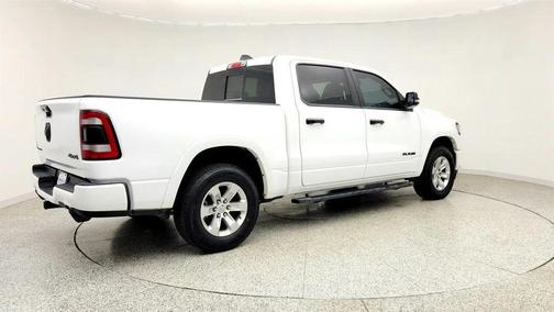 Bright White Clearcoat 2023 RAM 1500 Limited