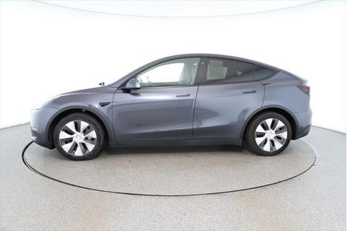 2023 Tesla Model Y Long Range AWD with Acceleration Boost and 7-Passenger Seating