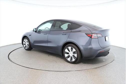 2023 Tesla Model Y Long Range AWD with Acceleration Boost and 7-Passenger Seating