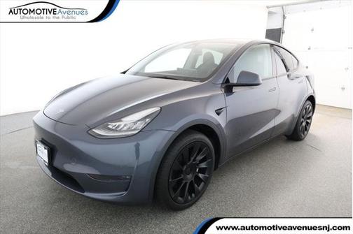 2023 Tesla Model Y Long Range Dual Motor All-Wheel Drive