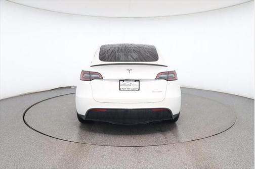 2023 Tesla Model Y Performance Dual Motor All-Wheel Drive