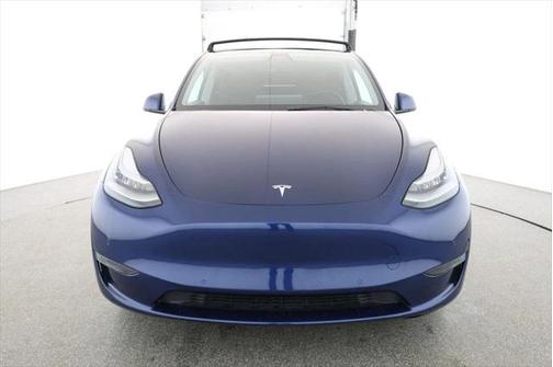 2022 Tesla Model Y Long Range Dual Motor All-Wheel Drive