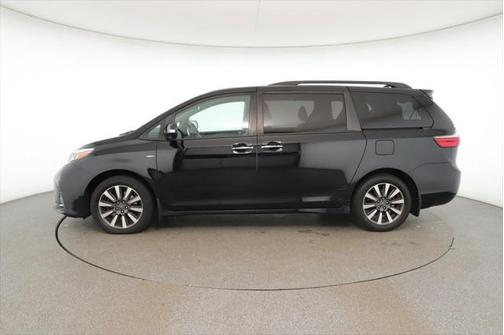 2020 Toyota Sienna Limited Premium