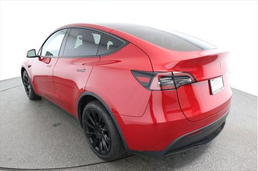 2023 Tesla Model Y Long Range AWD with Acceleration Boost and 7-Passenger Seating