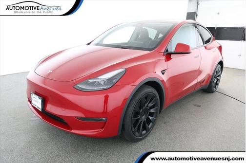 2023 Tesla Model Y Long Range AWD with Acceleration Boost and 7-Passenger Seating
