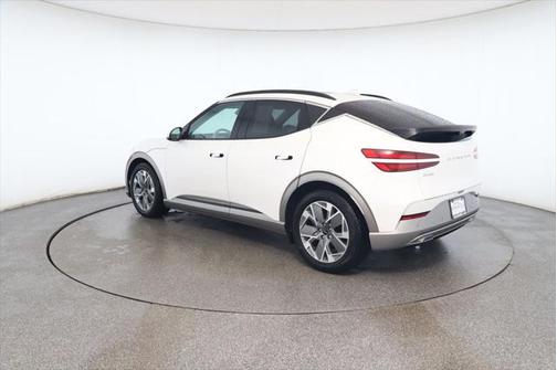 2025 Genesis GV60 Standard RWD