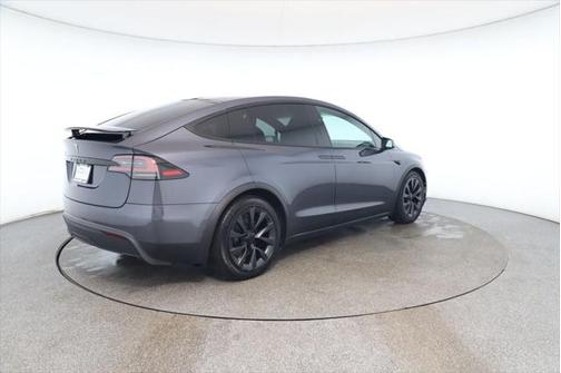 2023 Tesla Model X Standard Range