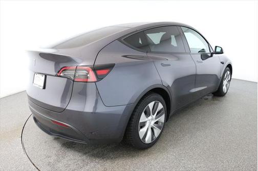 2023 Tesla Model Y RWD