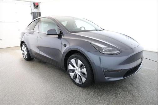 2023 Tesla Model Y RWD